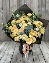 Букет цветов из:  Розы и Лизиантусы в Каневской