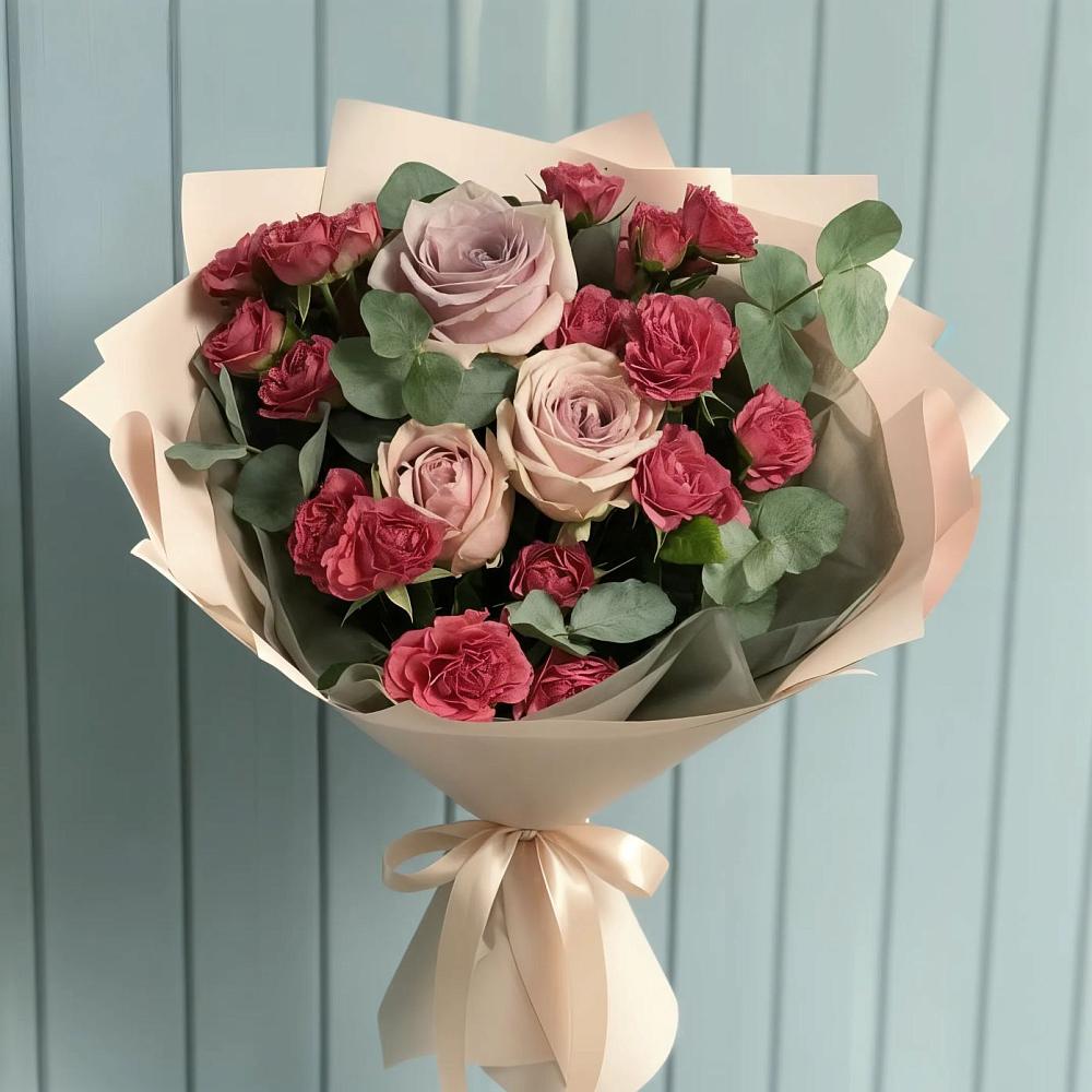 Букет цветов из: Гвоздики и Розы в Каневской