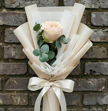 Букет цветов из:  Розы в Каневской