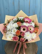 Букет цветов из:  Розы, Герберы и Хризантемы в Каневской