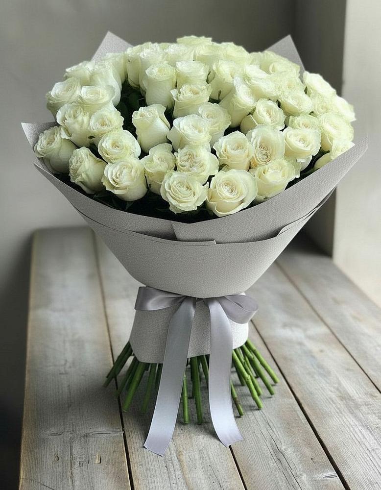 Букет 35 Белых роз в Каневской