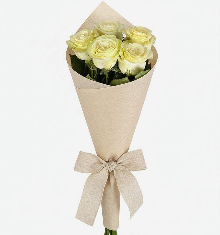 Букет цветов из: Розы в Каневской