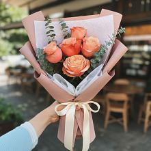 Букет цветов из:  Розы в Каневской