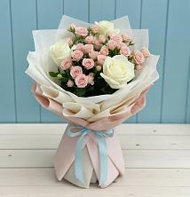 Букет цветов из:  Розы в Каневской