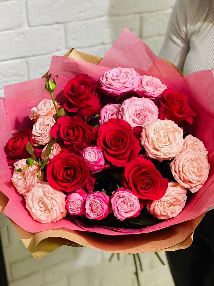 Букет цветов из: Розы в Каневской