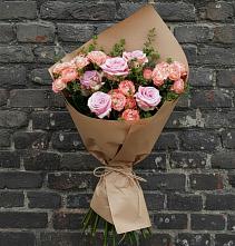 Букет цветов из:  Розы в Каневской
