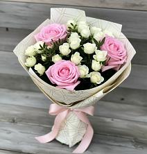 Букет цветов из:  Розы в Каневской