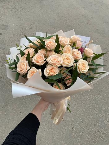 Букет Кремовые розы Латте в Каневской