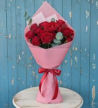Букет цветов из:  Розы в Каневской