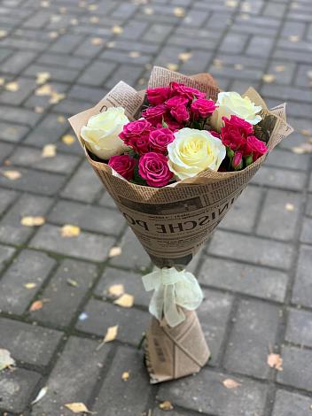 Букет цветов из: Розы в Каневской
