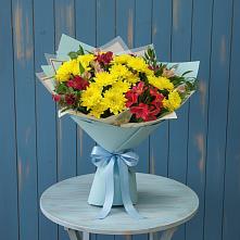 Букет цветов из:  Альстромерии и Хризантемы в Каневской