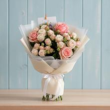 Букет цветов из:  Розы в Каневской