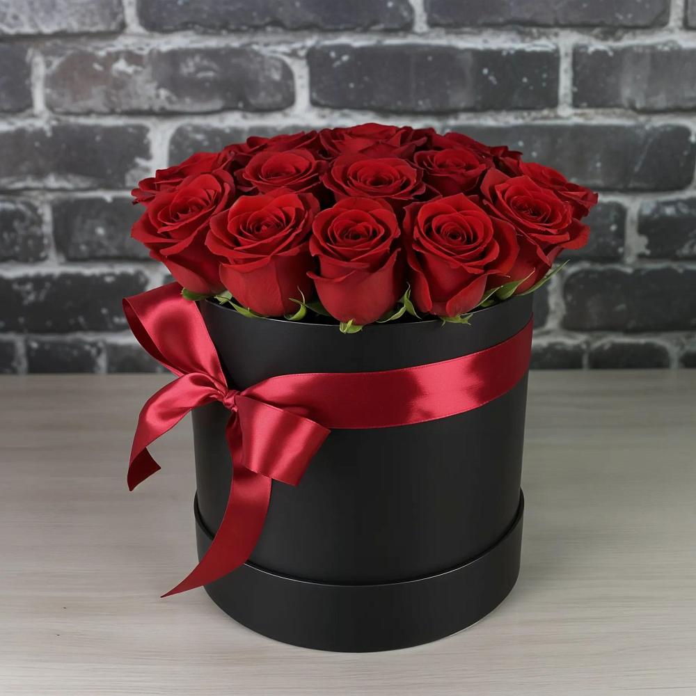 Цветочная композиция из Розы в шляпной коробке в Каневской