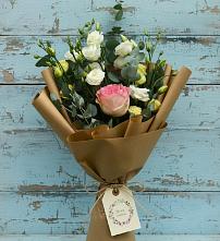 Букет цветов из:  Розы и Лизиантусы #REPLACE_PRED# Каневской